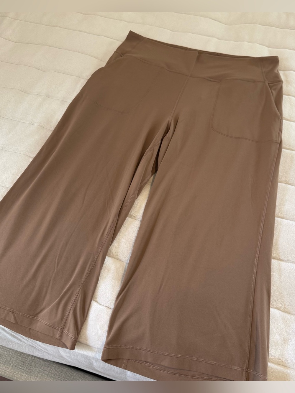 Lululemon Align Wide Leg Super-High-Rise Crop *23" - Picture 5 of 10